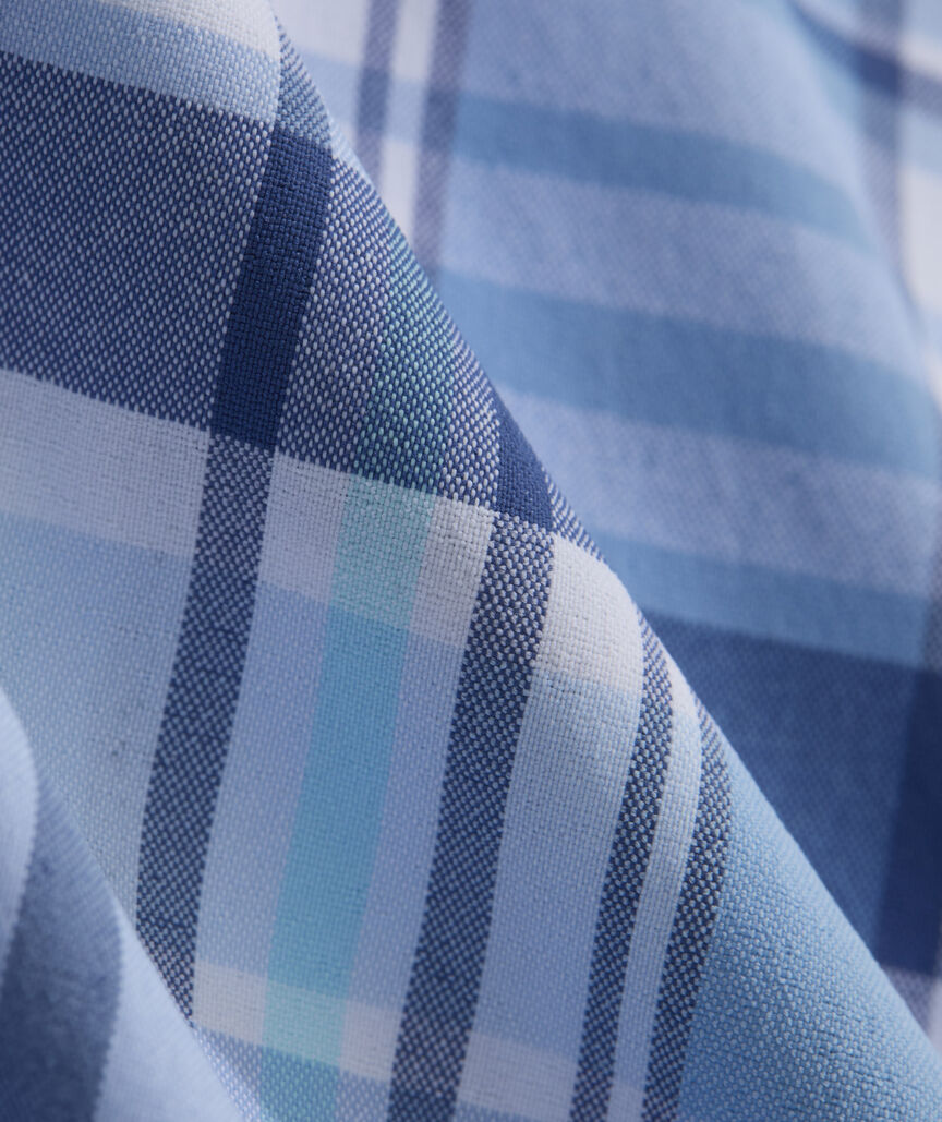 Performance Plaid Short-Sleeve Featherweight Shirt