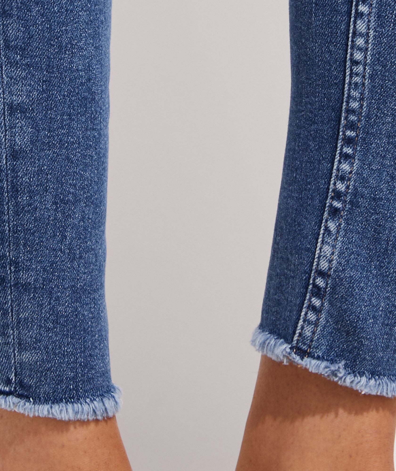 Shop Skinny Jamie Jeans at vineyard vines