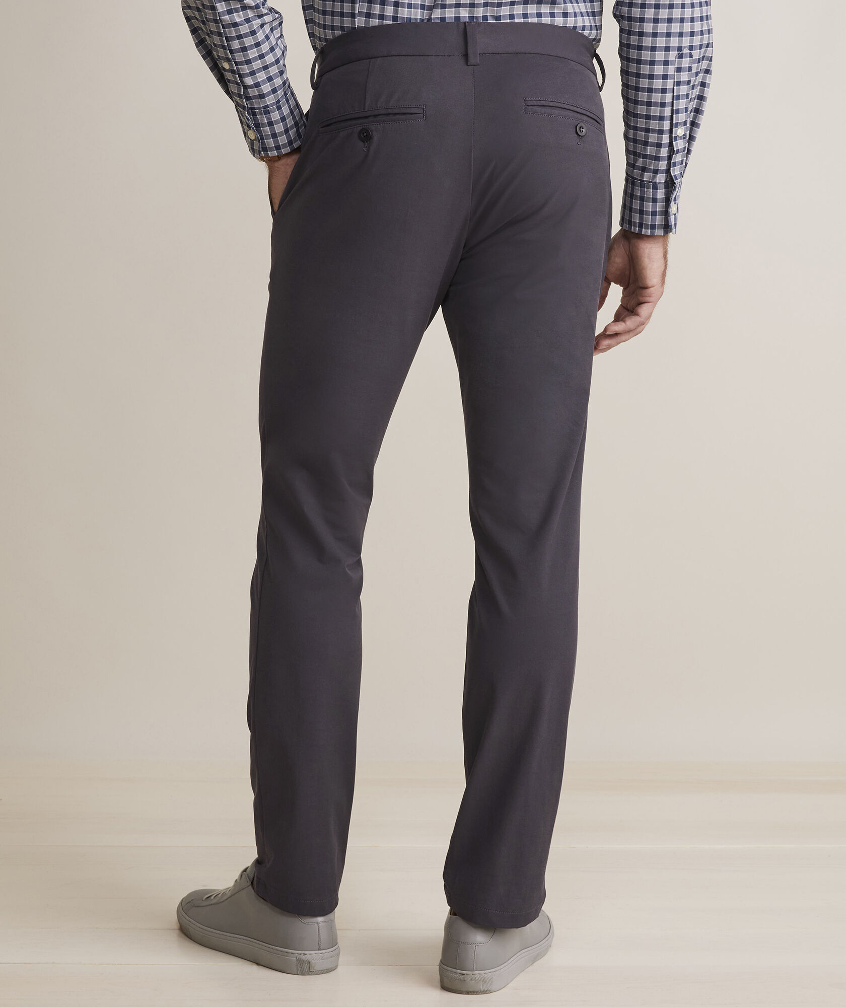 thumbnail image 2 of Vineyard Vines Men's On-The-Go Pant - Stretch, Water-Repellent, Comfortable Travel & Casual Pants 2 of 10