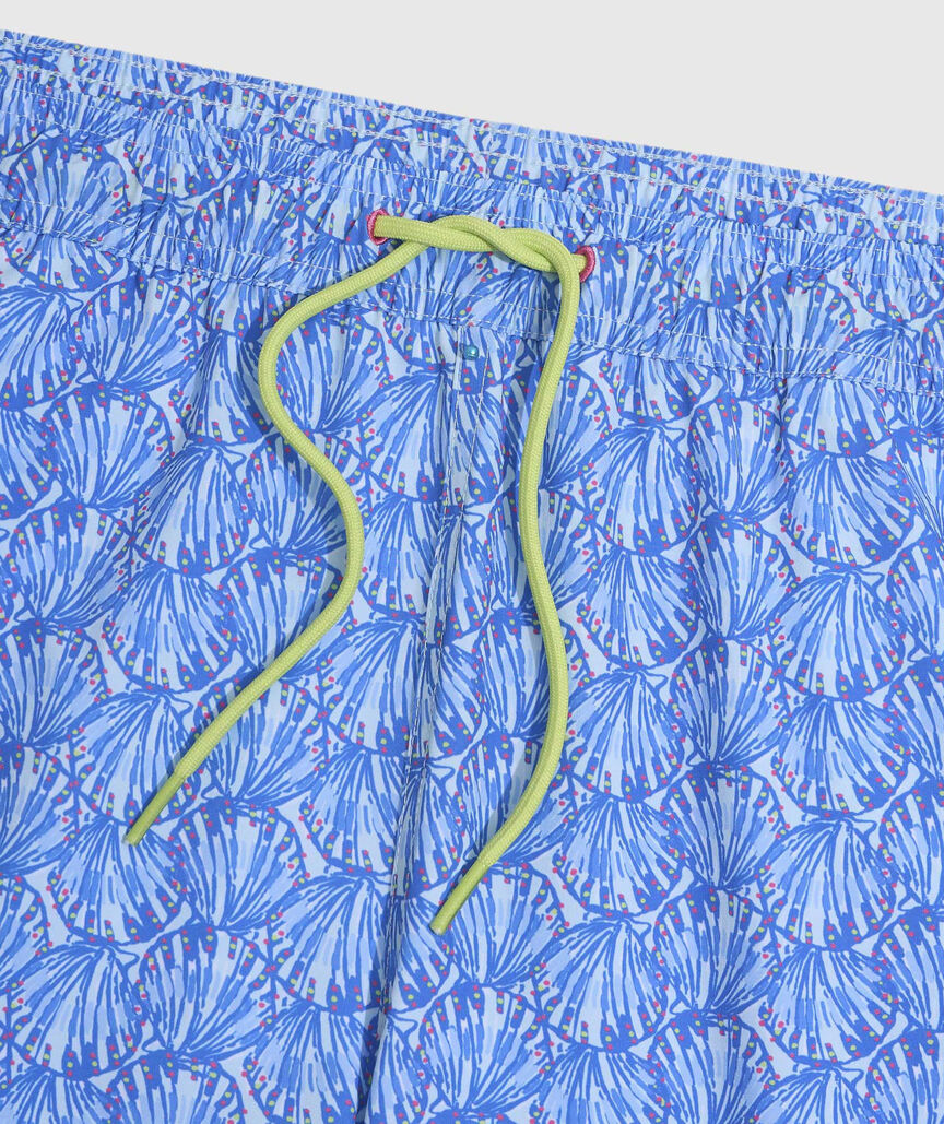 OUTLET 5 Inch Scallop Shells Allover Chappy Trunks