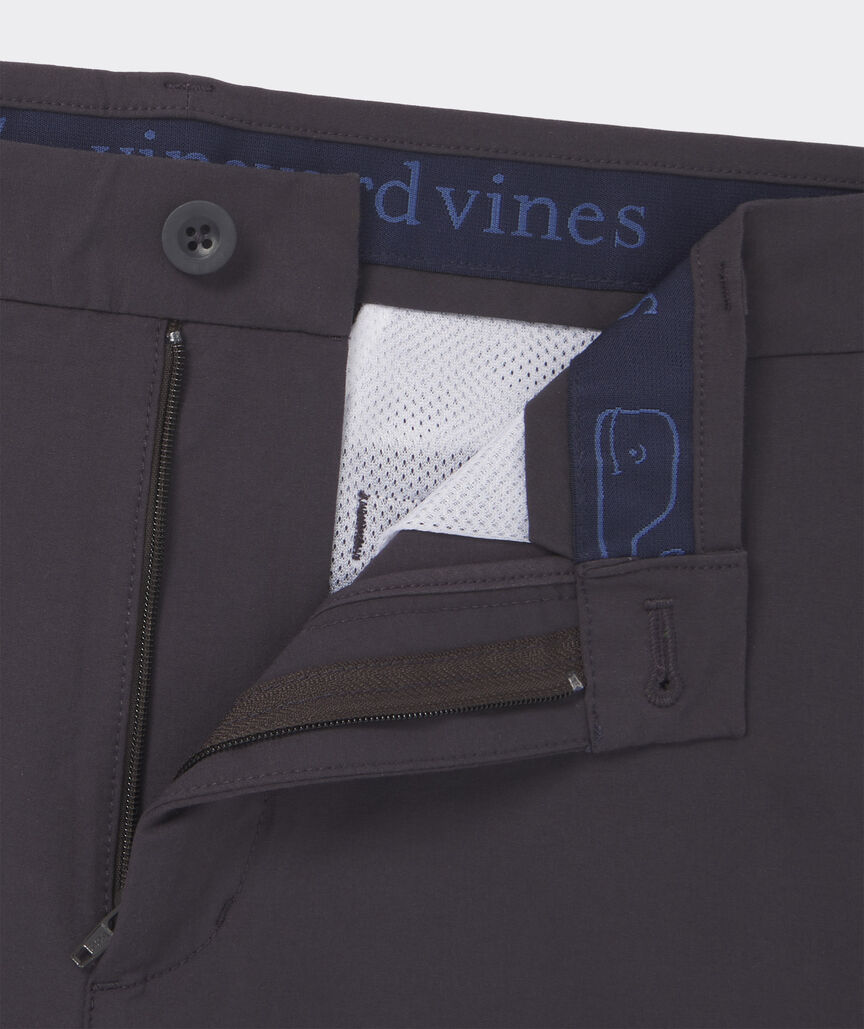 OUTLET 8 Inch Performance Shorts