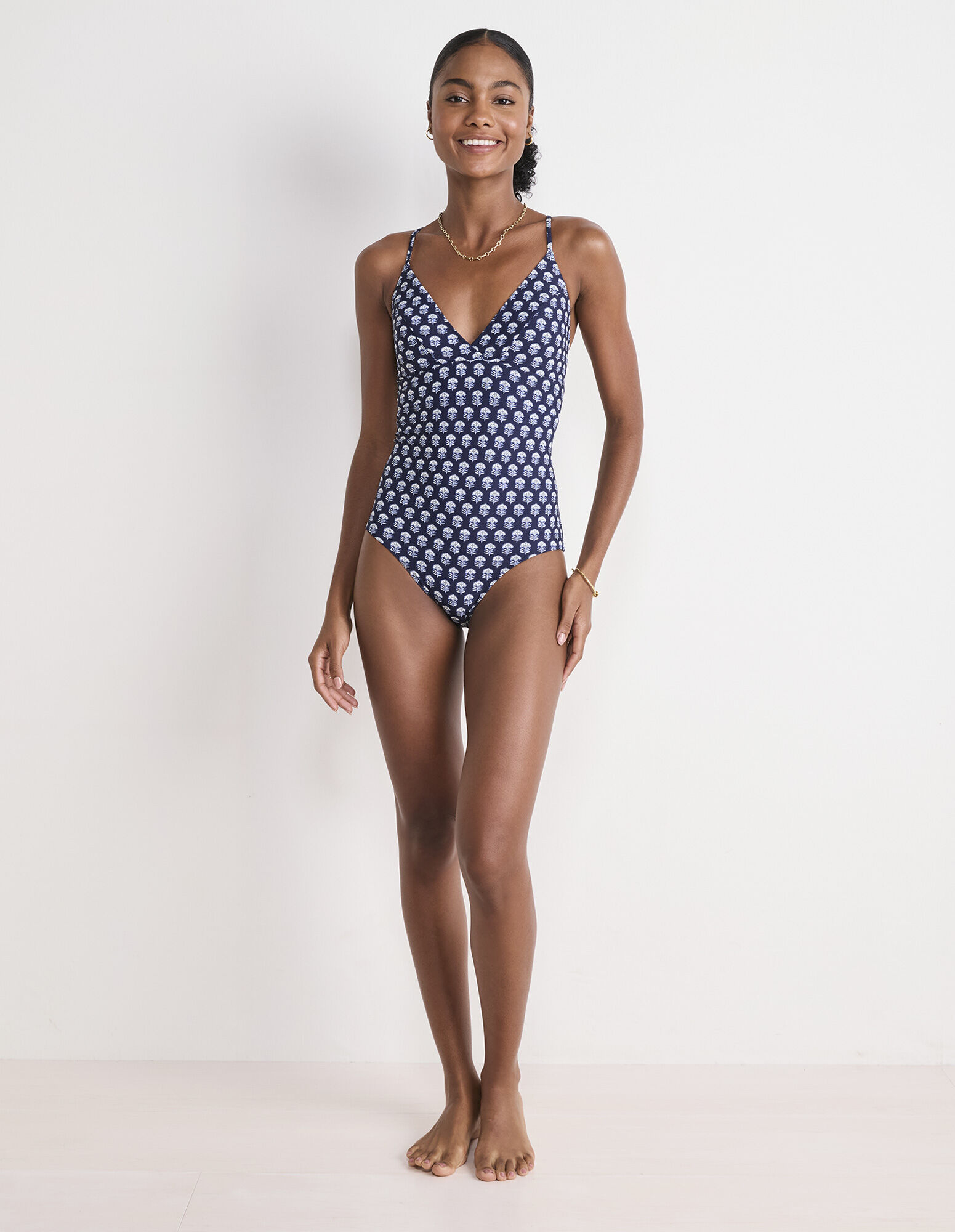 Shop Sconset One-Piece at vineyard vines