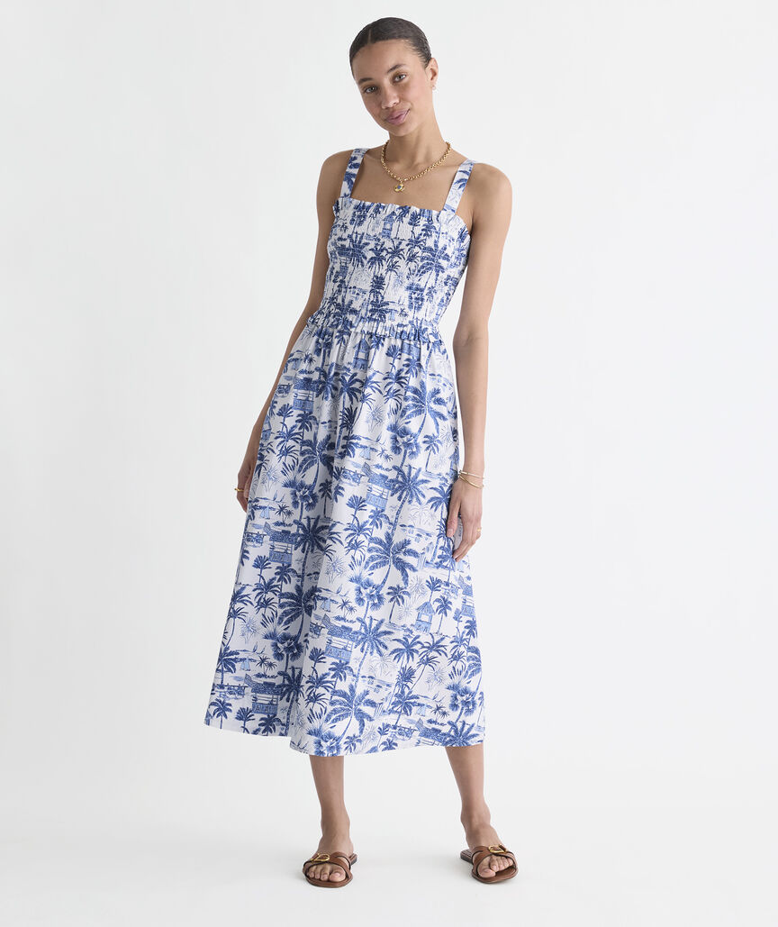 Model is 5'9" and wearing size XS