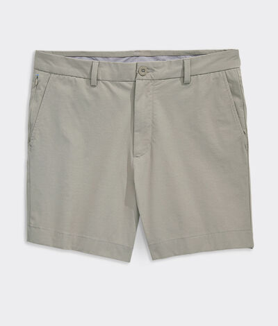 Vineyard Vines Performance 5 Inch On-The-Go Shorts (Khaki) (Size: 40)