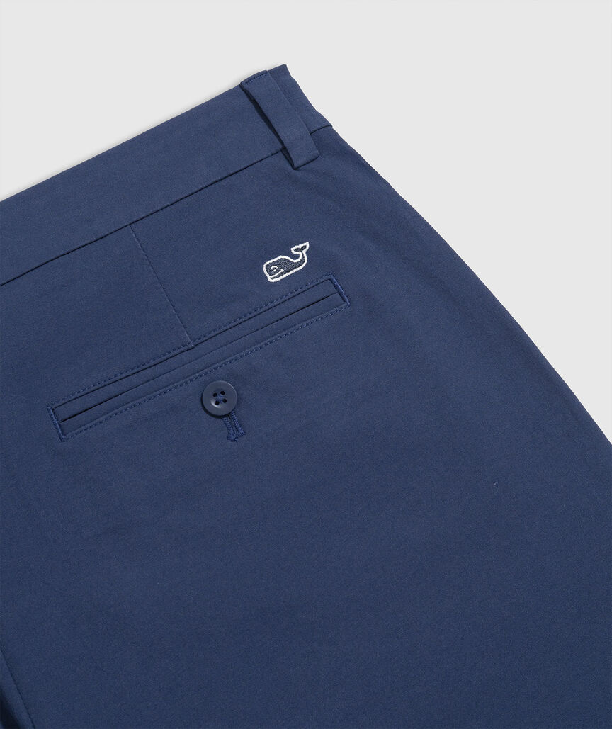 OUTLET 8 Inch Performance Shorts