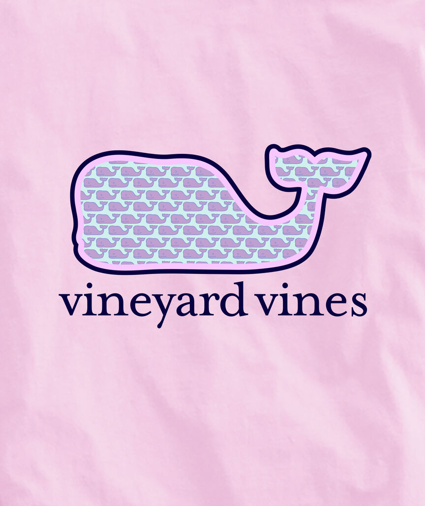 OUTLET Women's Vineyard Whale Long-Sleeve Pocket Tee