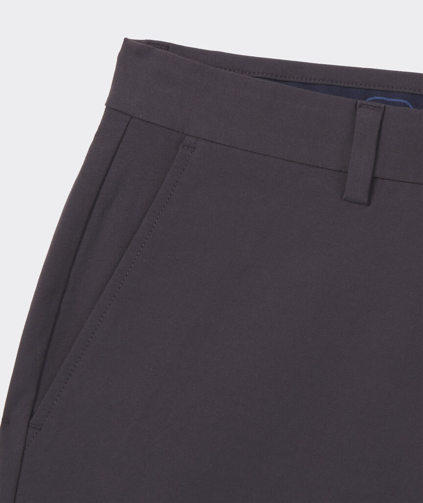OUTLET 8 Inch Performance Shorts