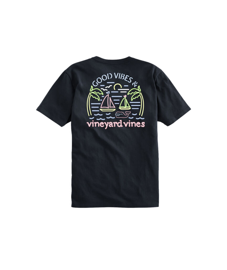 OUTLET Good Vibes Short-Sleeve Pocket Tee