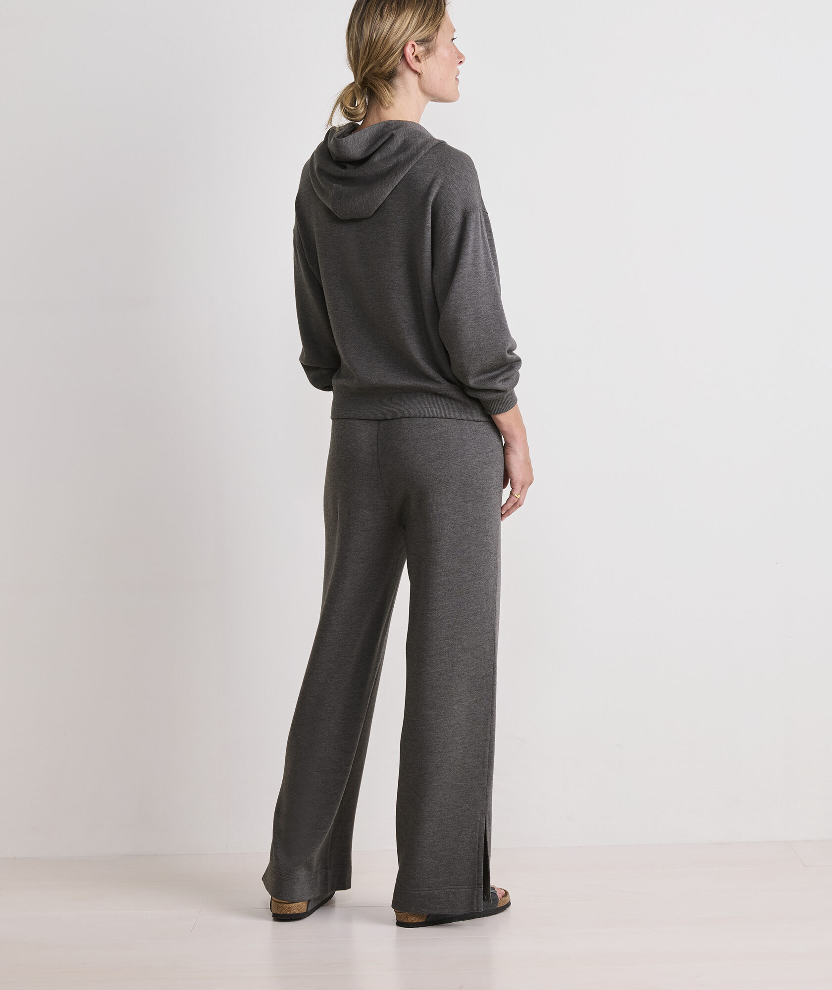 Shop Dreamcloth® Wide Leg Pants at vineyard vines
