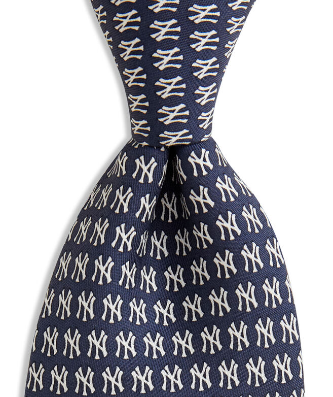 Men's Ties New York Yankees Logo Printed Silk Tie for Men Vineyard Vines