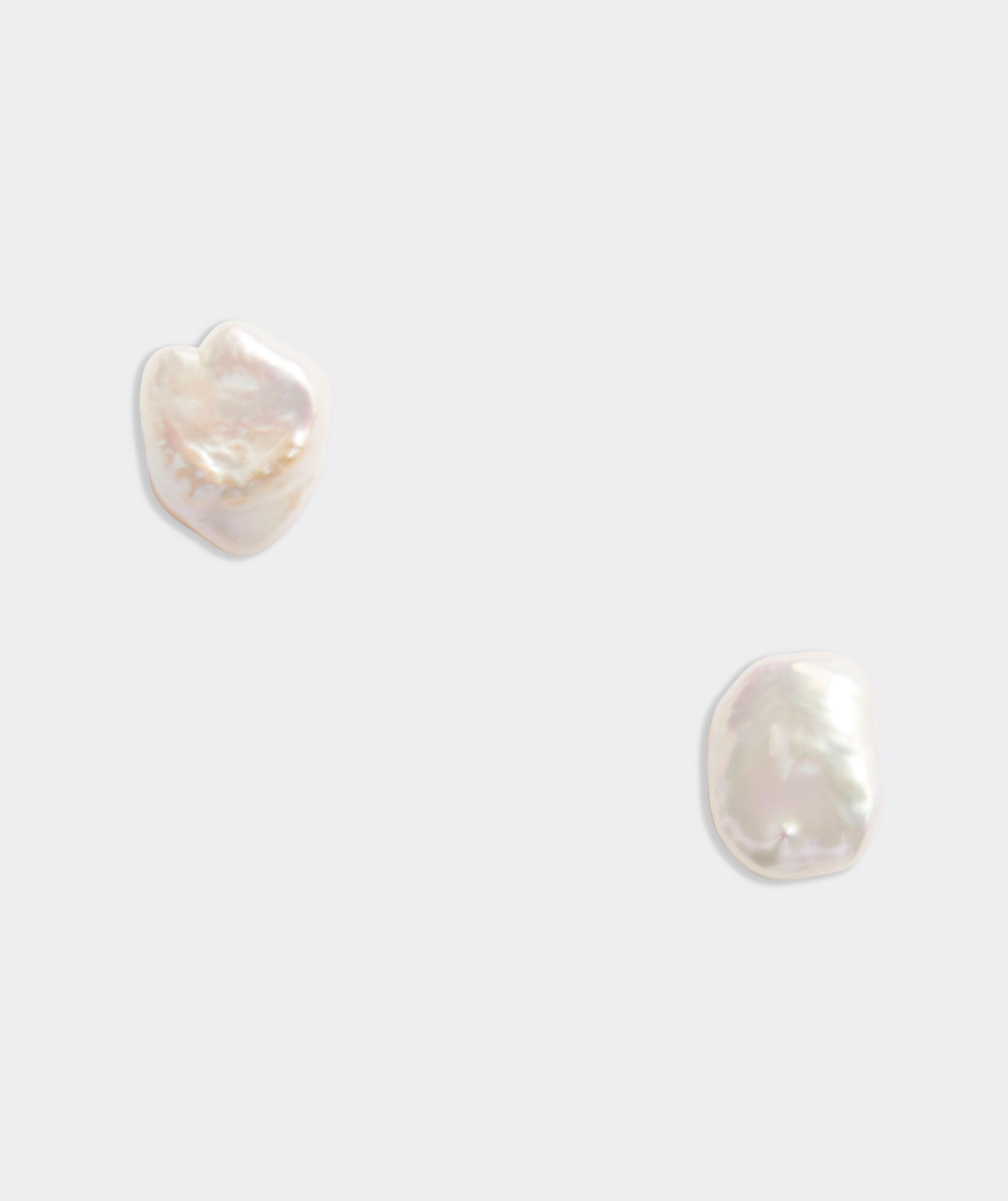 Shop Baroque Pearl Stud Earring at vineyard vines
