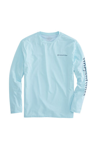 Shop New Arrivals in Classic Clothing at vineyard vines