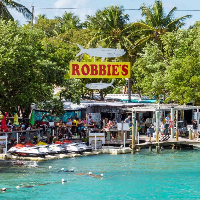 Robbie's of Islamorada sign