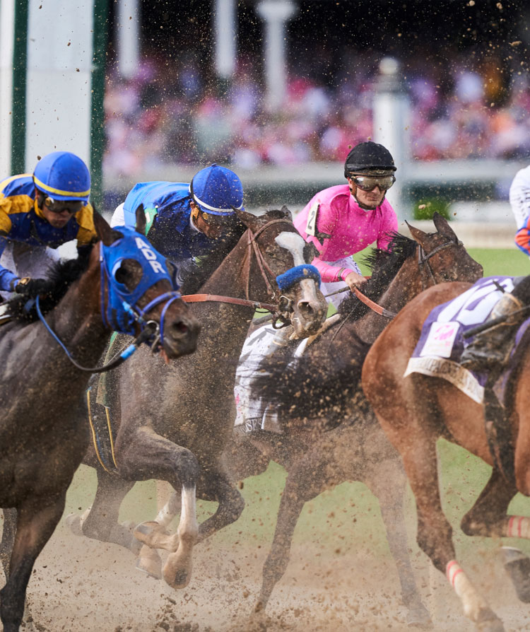 horses racing at Churchill Downs
