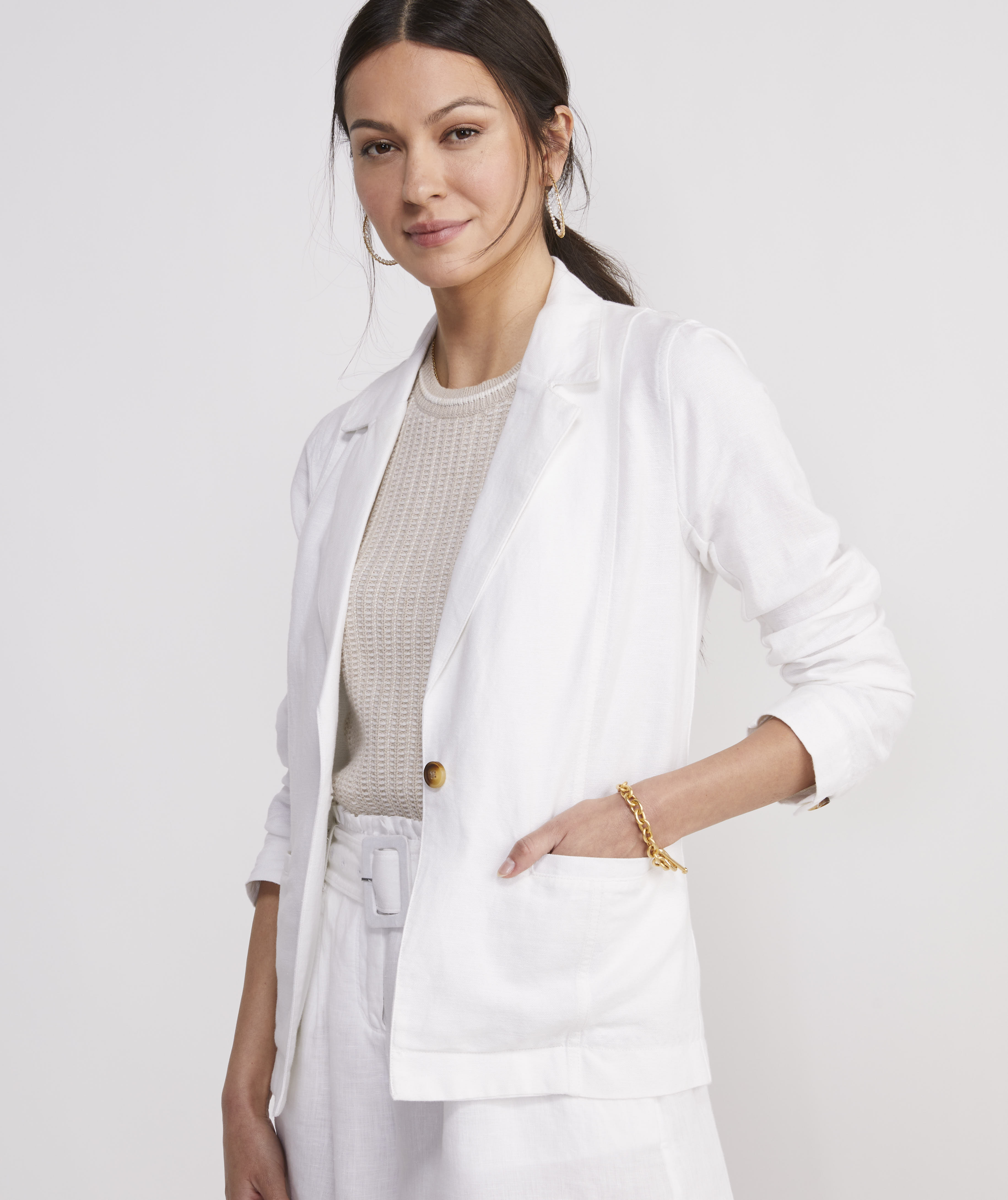 Shop Lightweight Linen Blazer at vineyard vines