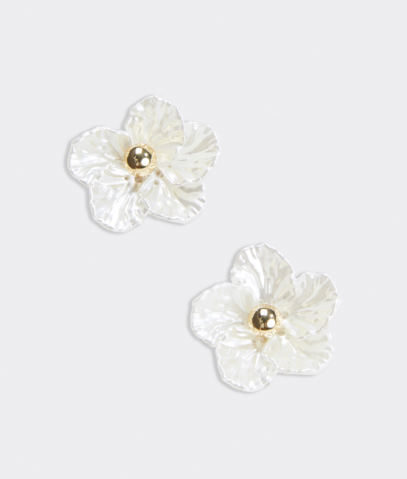 Shop Floral Stud Earring at vineyard vines