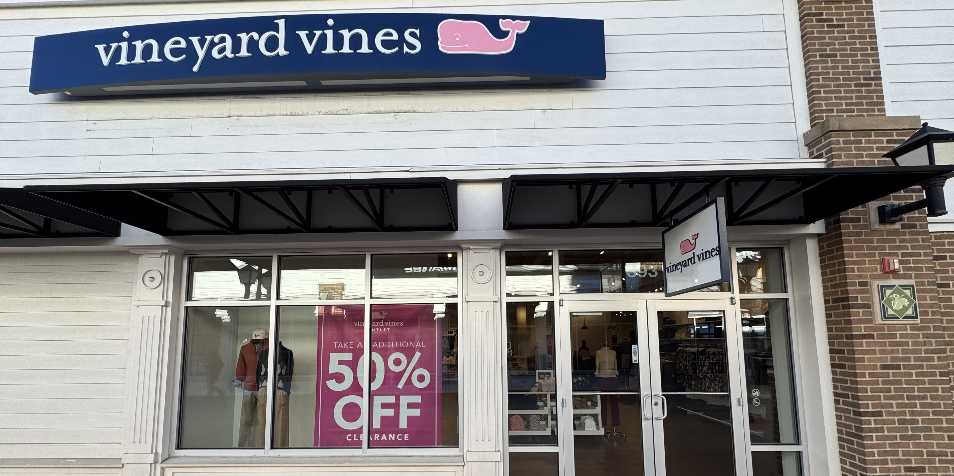 Vineyard Vines Location