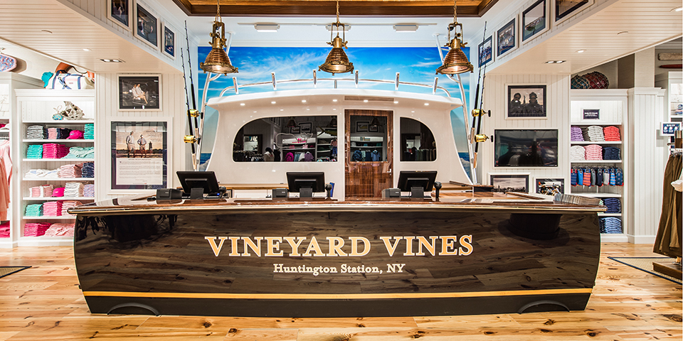 JPMorgan Opens a Vineyard Vines Pop-up Store at Its NYC HQ