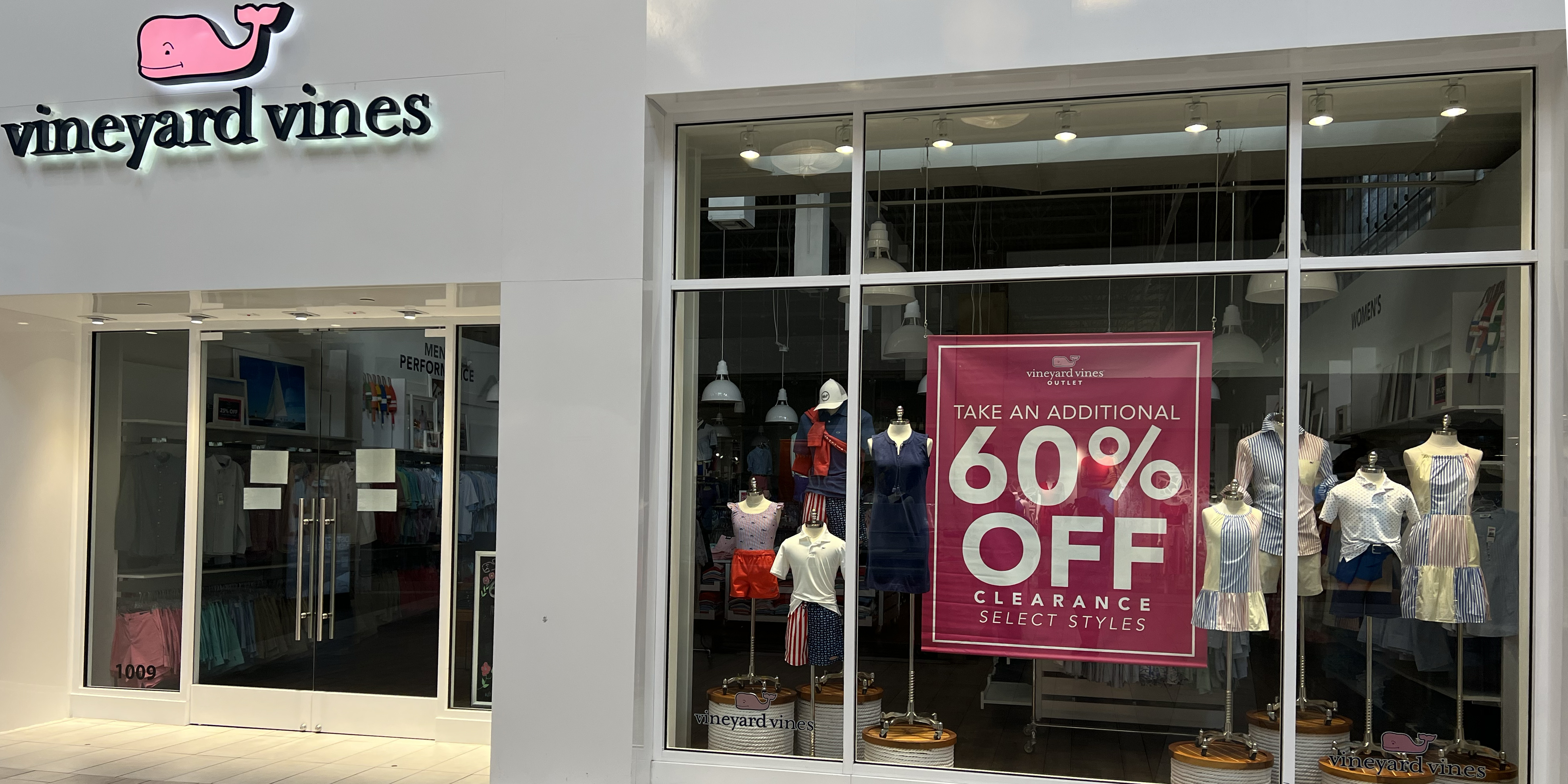 Tanger Outlet Vineyard Vines Outlet Store Locations Vines Outlet - Main Image